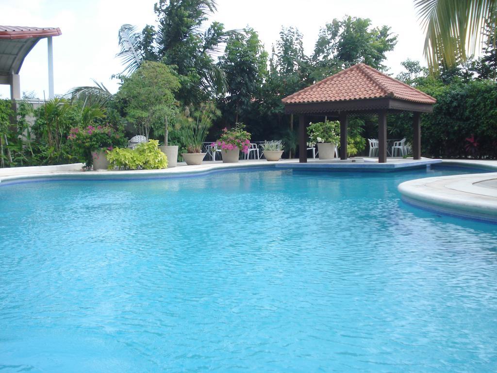 Leonia Holistic Destination Hotel Shamirpet Luaran gambar