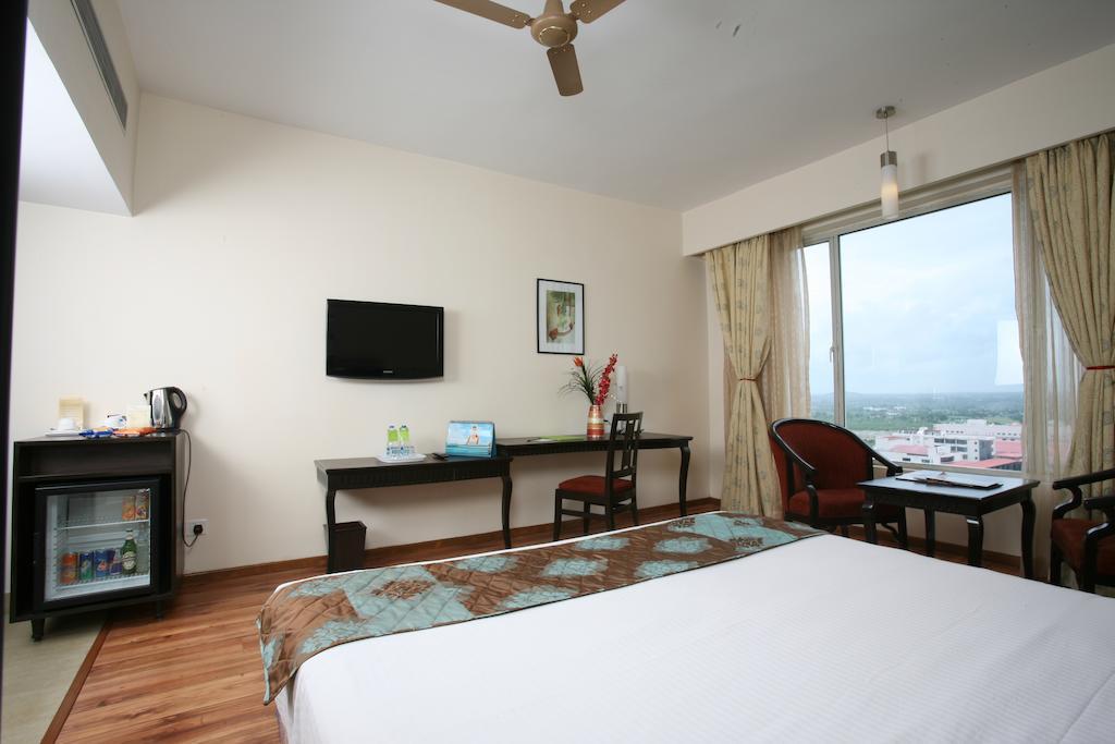 Leonia Holistic Destination Hotel Shamirpet Bilik gambar